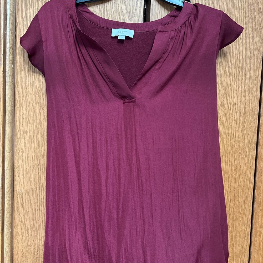 Loft Women's Burgundy Top
